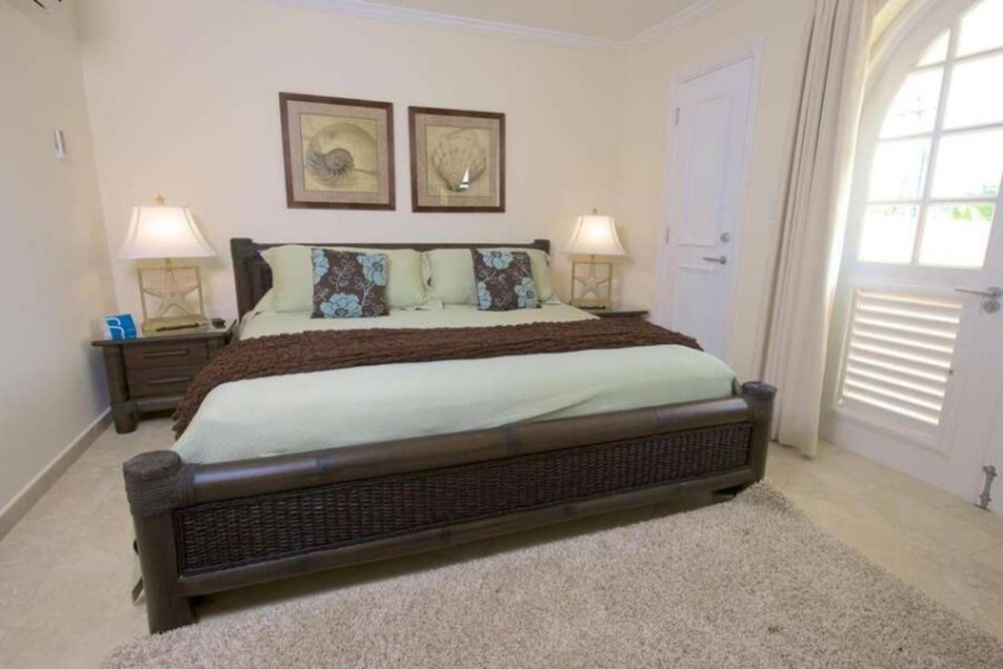 Sapphire Beach Condos Christ Church Rum bild