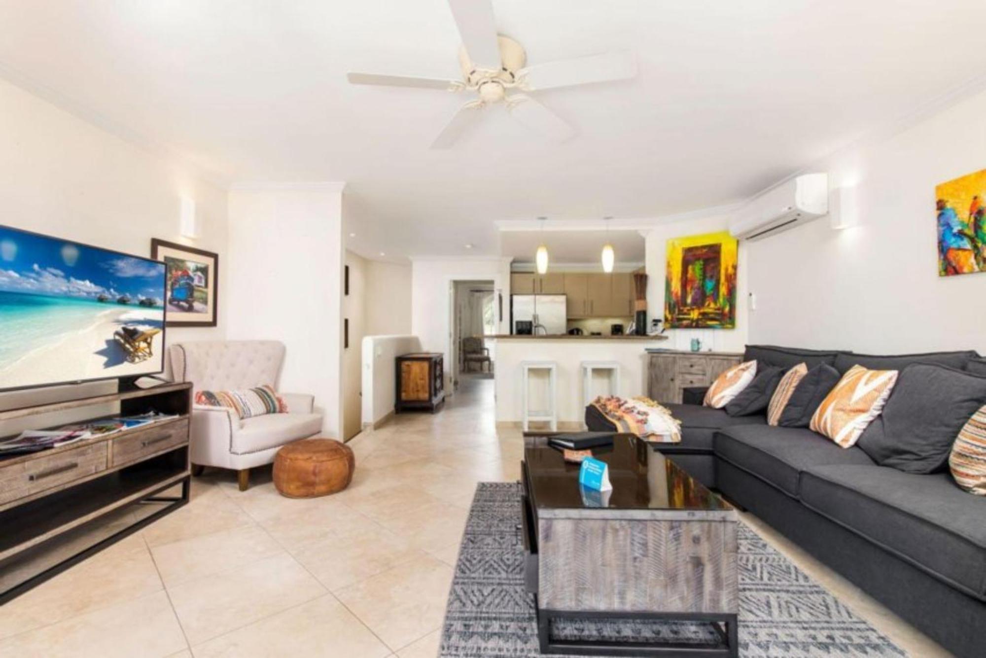 Sapphire Beach Condos Christ Church Rum bild