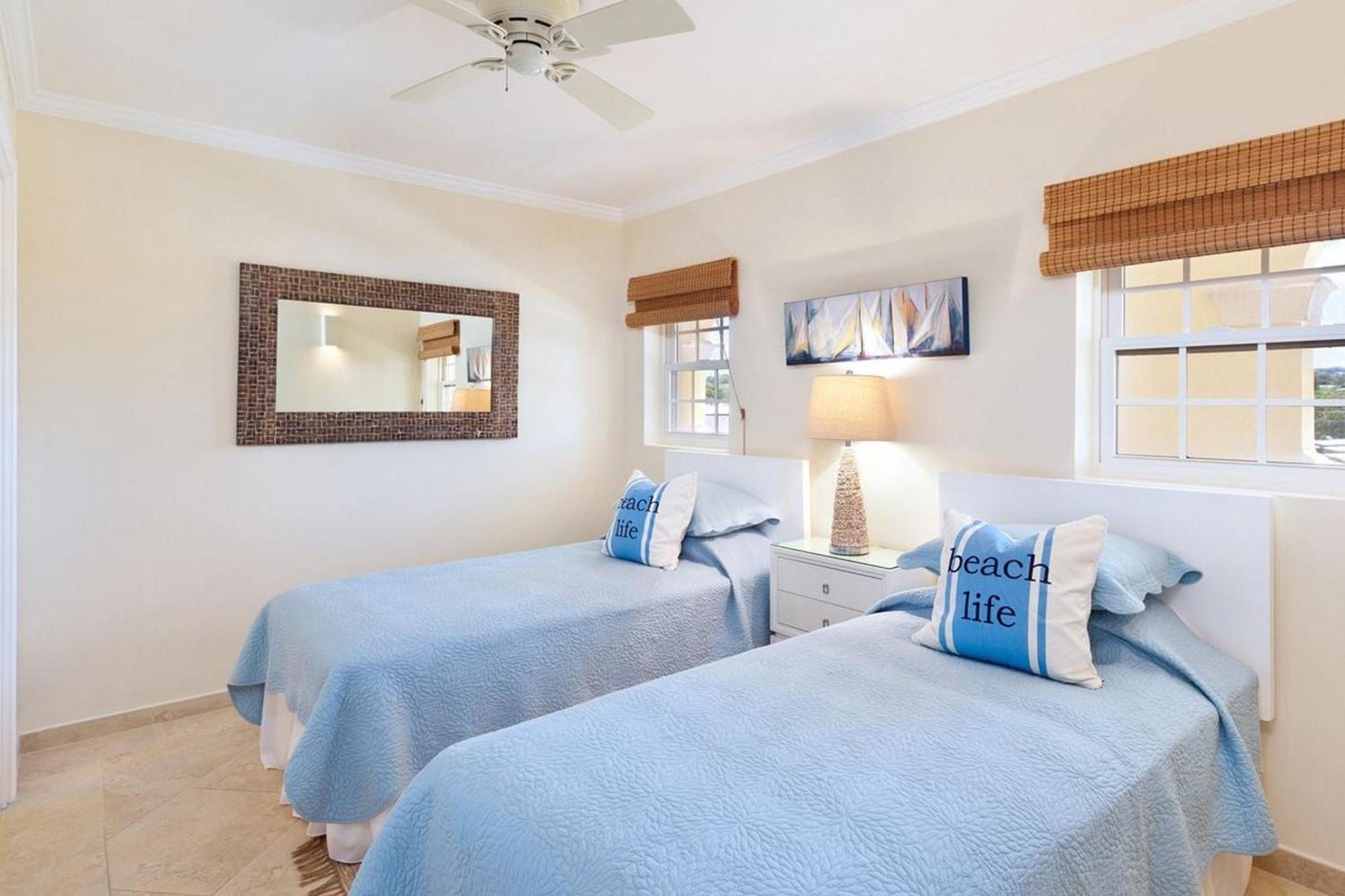Sapphire Beach Condos Christ Church Rum bild